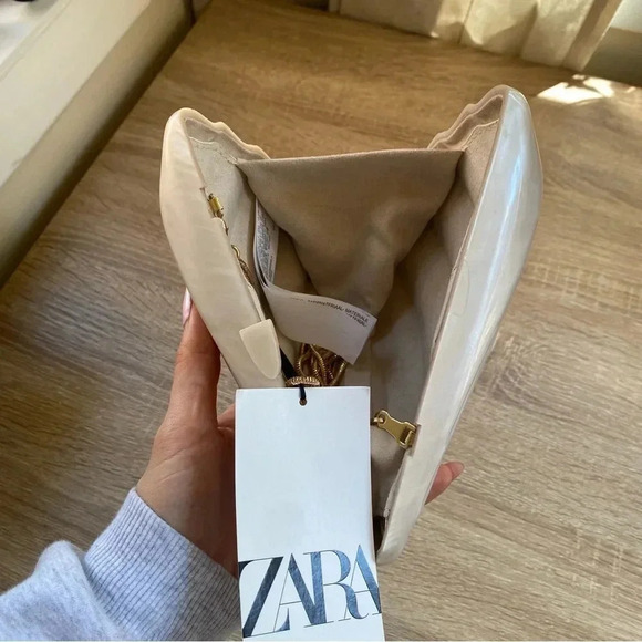NWT Zara Pearl Box Bag Crossbody Clutch Gold Chain 6047/210 - Picture 7 of 17